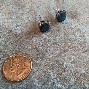 Navy blue earring studs